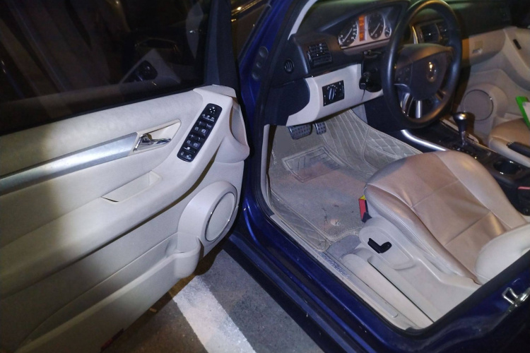 奔驰B级 2009款 B 200 动感型中控内饰20