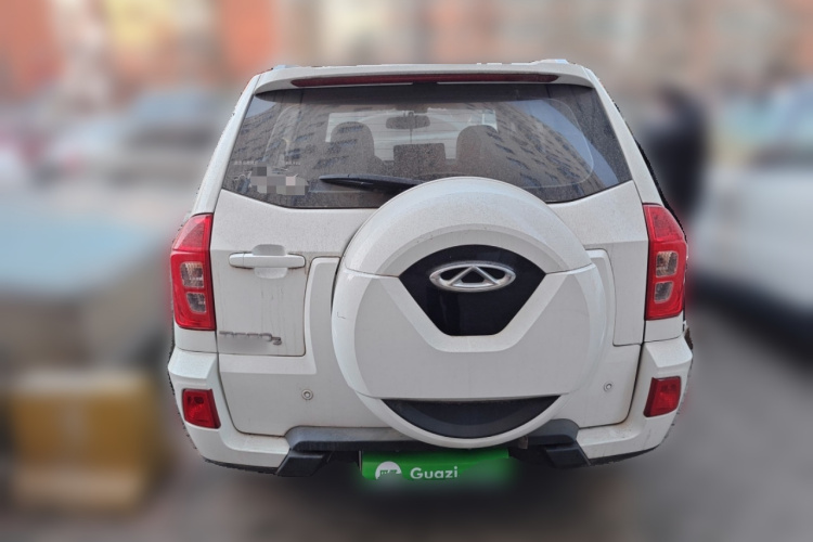 奇瑞 瑞虎3 2015款 1.6L 手动智尚纪念版车身外观6