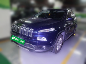 Jeep 自由光 2016款 2.4L 专业版