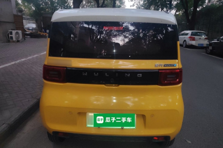 五菱汽车 宏光MINIEV 2021款 马卡龙时尚款 磷酸铁锂车身外观6