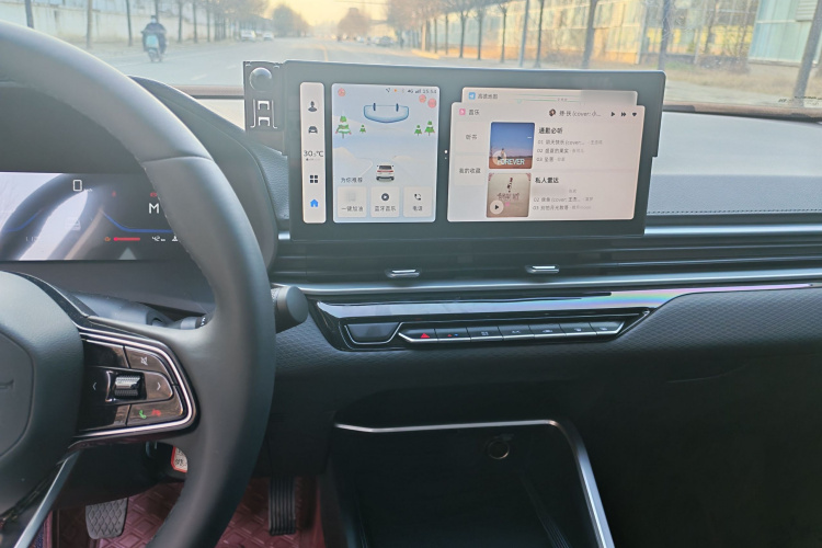 吉利汽车 帝豪 2026款 第4代 400万纪念款 1.5L 手动超越型中控内饰7002