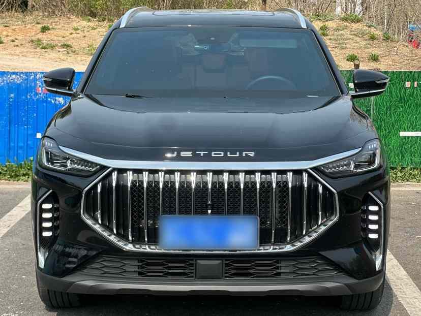 捷途X70 PLUS 2024款 冠军版 1.5T DCT冠军MAX+ 5座(2)