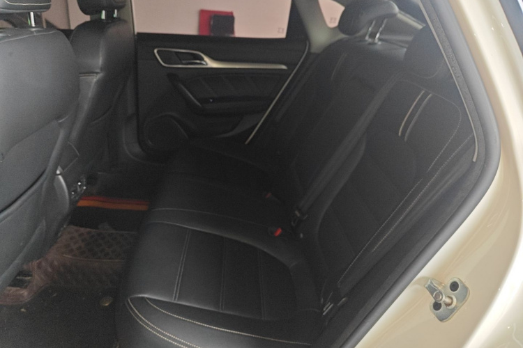 名爵 MG6 2019款 20T 自动运动版中控内饰21