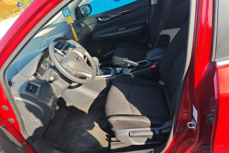 日产 骐达TIIDA 2019款 1.6L CVT酷动版 国VI局部细节19