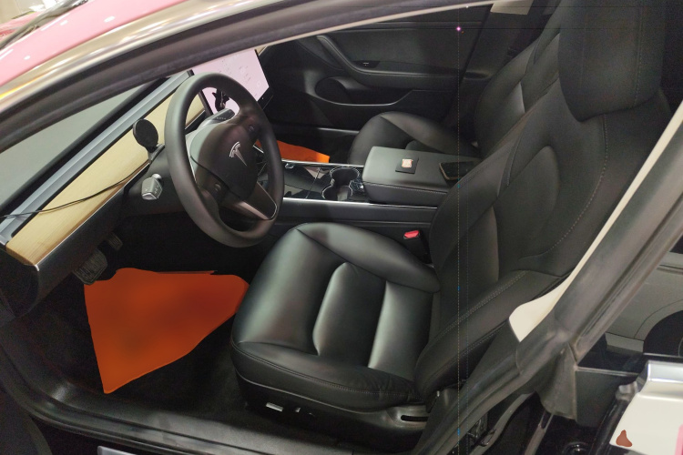 特斯拉 Model 3 2020款 改款 标准续航后驱升级版中控内饰19