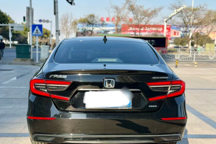 本田 雅阁 2022款 锐·混动 2.0L 锐领版车身外观6006