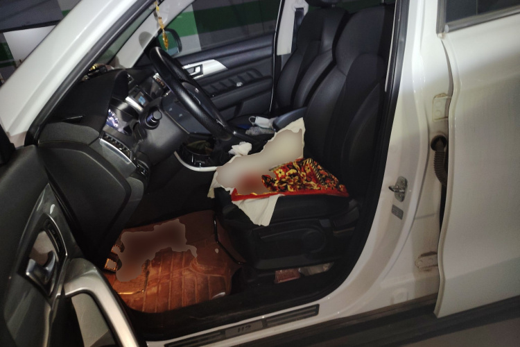 哈弗H2 2014款 1.5T 手动两驱精英版中控内饰19