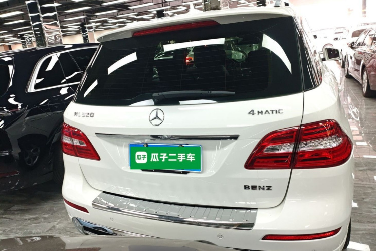 奔驰M级 2014款 ML 320 4MATIC车身外观6004
