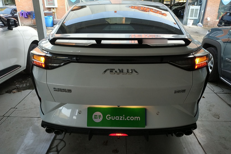 东风风神 奕炫 2023款 马赫版 1.5L 自动追影版车身外观6