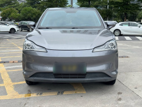 哪吒汽车 哪吒V 2021款 长续航娱乐版升级型