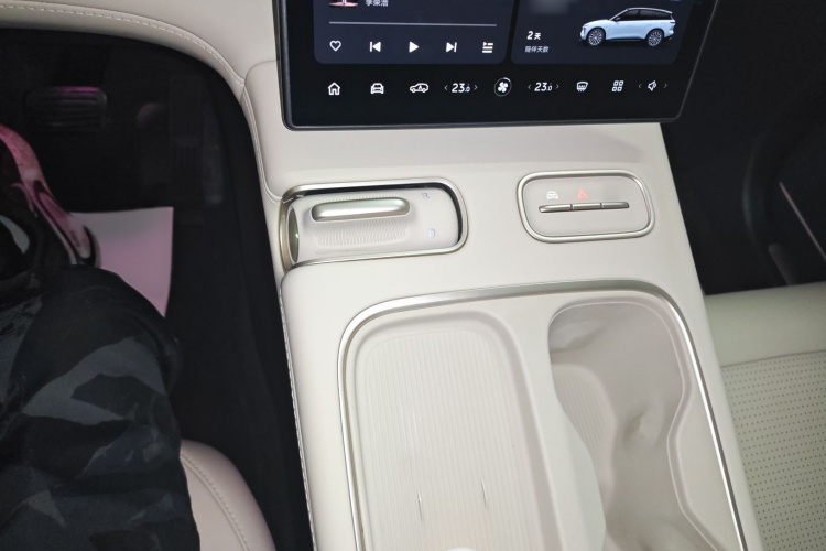 蔚来ES6 2023款 75kWh局部细节18