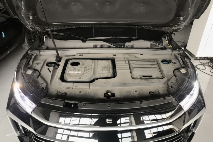 星途凌云 2025款 400T 四驱星尊版机舱底盘24