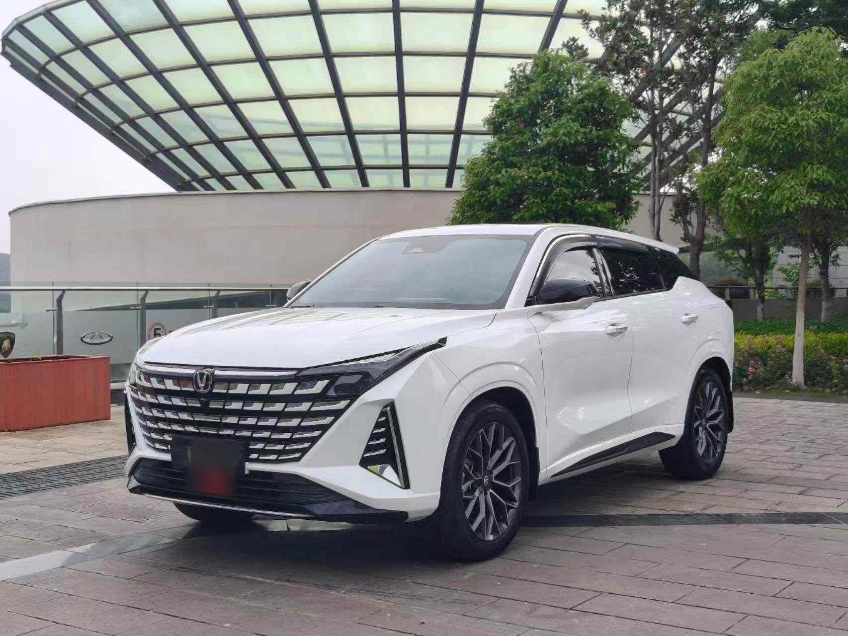 长安UNI-Z 2025款 1.5T 豪华型(2)