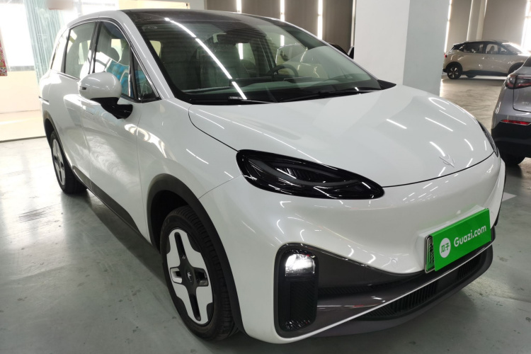 ARCFOX极狐 极狐考拉S 2024款 AIR车身外观3