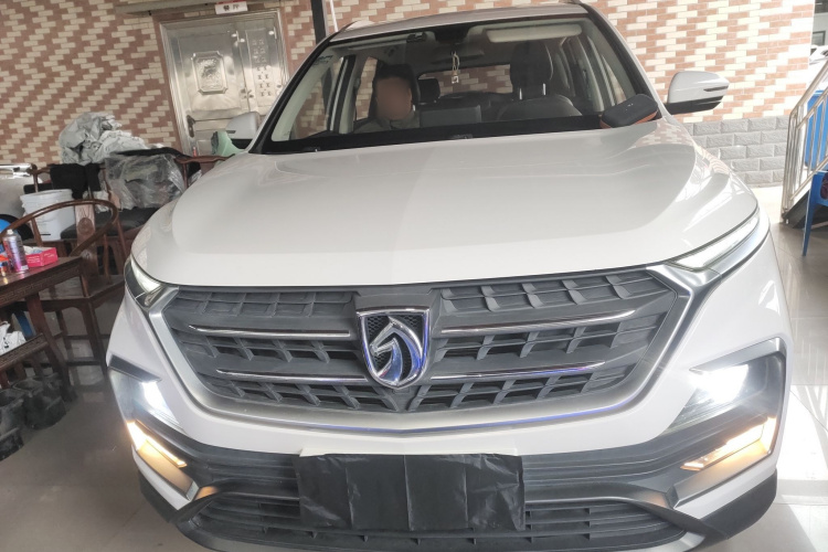 宝骏530 2019款 1.5T CVT豪华型 国V车身外观2