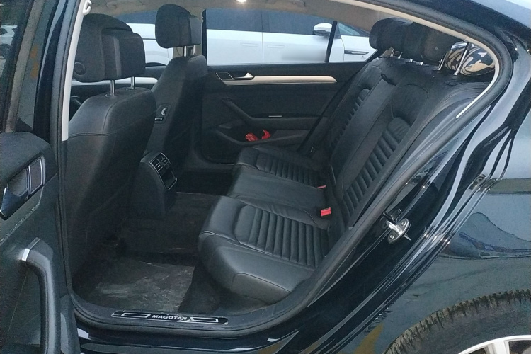 大众 迈腾 2018款 330TSI DSG 领先型中控内饰21