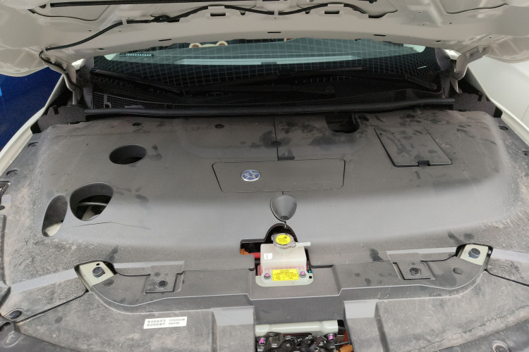 启辰D60EV 2023款 PLUS 舒适版SI型机舱底盘24