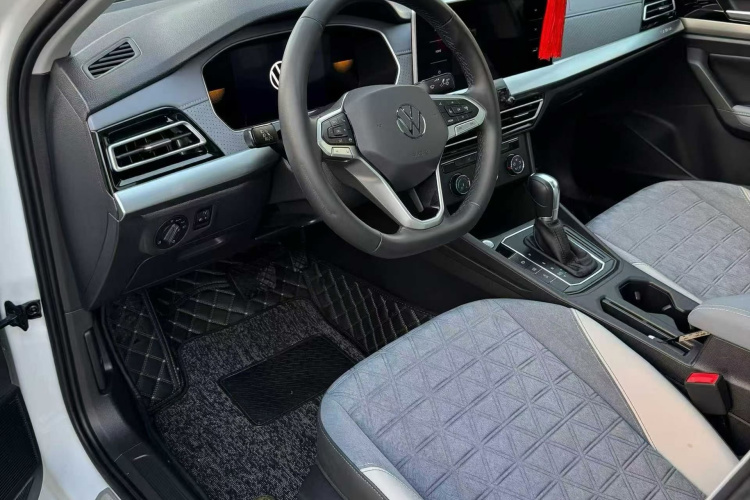 大众 朗逸 2023款 1.5L 自动五百万版中控内饰7002