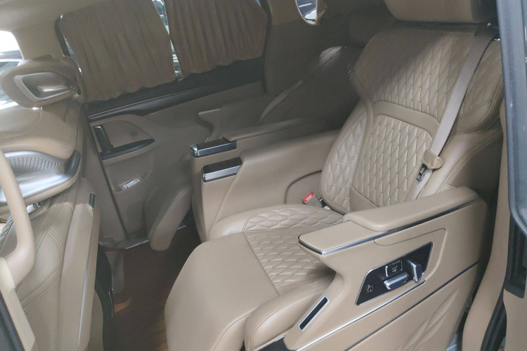 别克GL8 2021款 ES陆尊 653T 尊享型中控内饰21