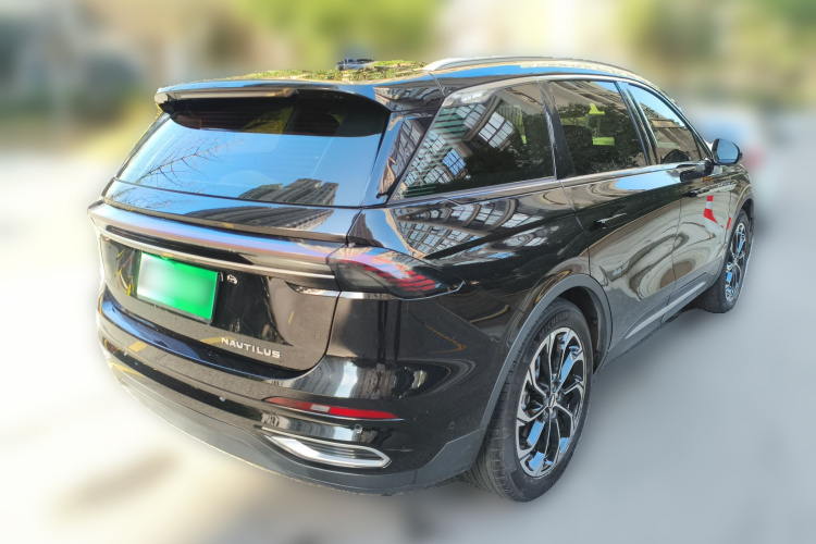 林肯 航海家 2023款 2.0T 四驱尊睿版车身外观7