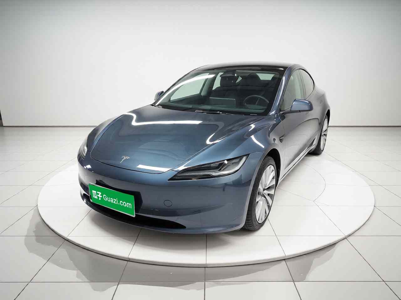 特斯拉 Model 3 2025款 后轮驱动版(2)