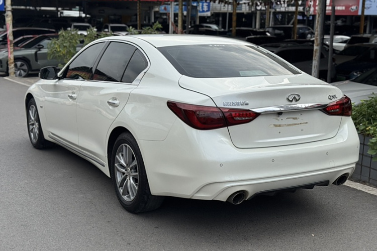 英菲尼迪Q50L 2018款 2.0T 舒适版 国VI车身外观6001