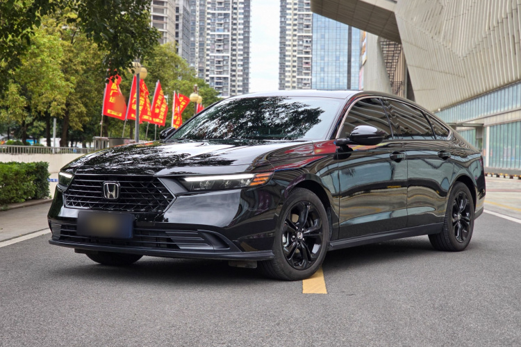 本田 雅阁 2025款 260TURBO 豪华版车身外观1