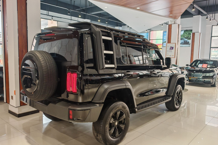 坦克300 2024款 2.0T 征服者车身外观6005