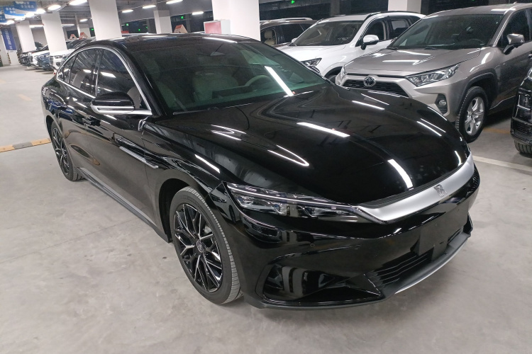 比亚迪 汉 2025款 EV 智驾版 506KM尊贵型车身外观3