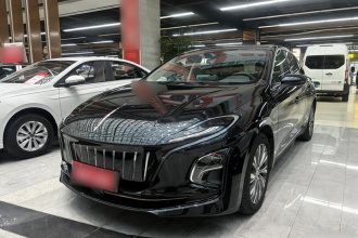 红旗E-QM5 2022款 431km 充电乐享版