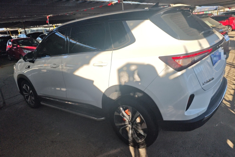 五菱汽车 五菱星辰 2022款 2.0L DHT电速款车身外观4