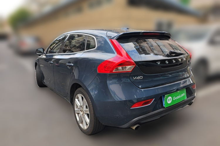 沃尔沃V40 2017款 T3 智雅版车身外观5