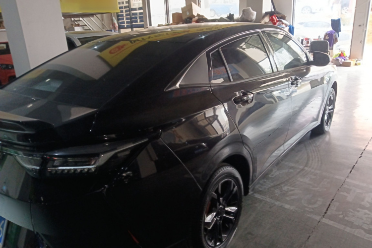 东风风神 奕炫 2023款 马赫版 1.5L 自动追风版车身外观7