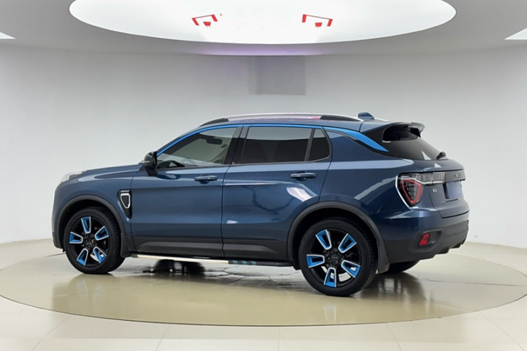 领克01 2017款 2.0T 两驱耀Pro版车身外观6001