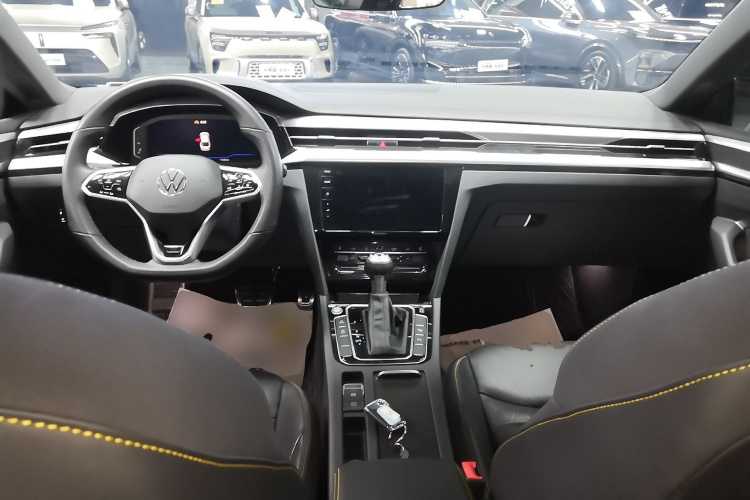 一汽-大众CC 2024款 380TSI 夺目版中控内饰7002