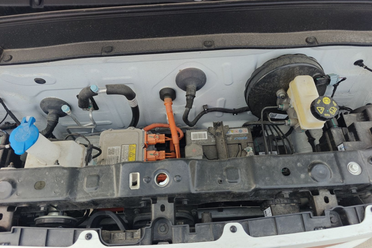 吉利银河 2024款 熊猫mini 200km 耐力熊机舱底盘24