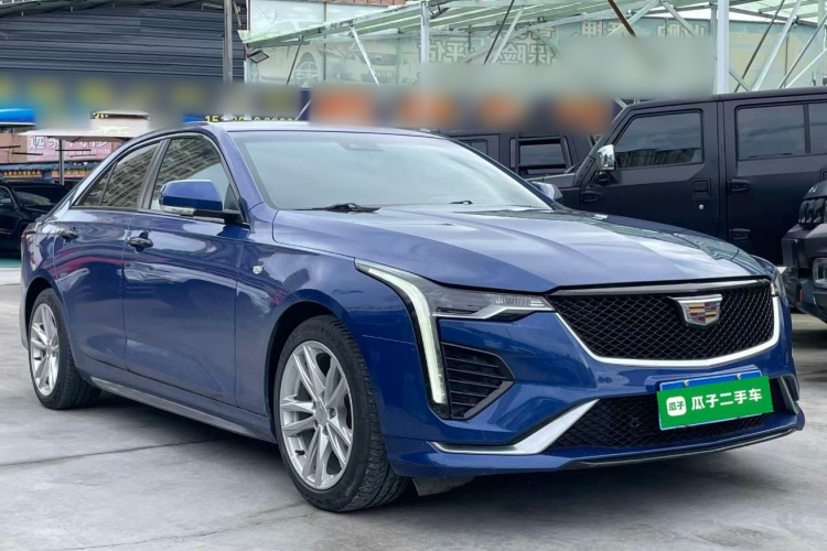 凯迪拉克CT4 2020款 28T 时尚型车身外观3