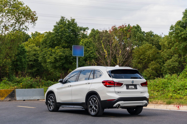 宝马X1 2021款 改款 sDrive25Li 领先型车身外观6006