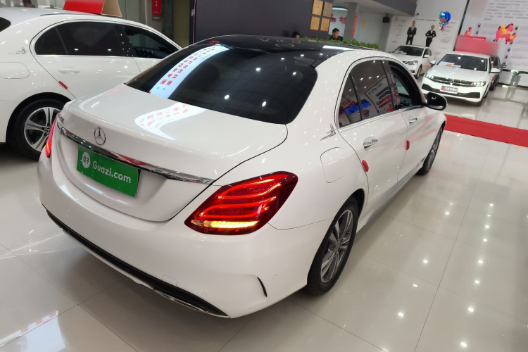 奔驰C级 2018款 C 200 L 运动版车身外观7
