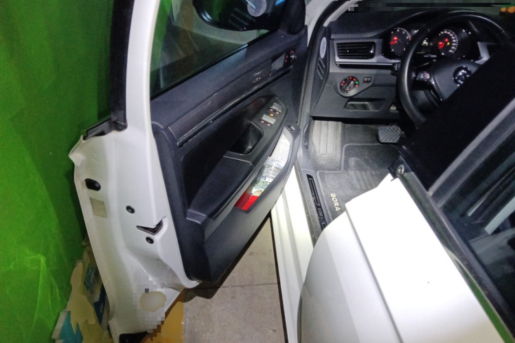 大众 宝来 2016款 1.6L 自动舒适型中控内饰20