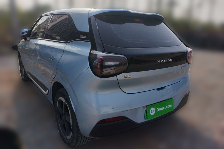 东风纳米 纳米01 2024款 430 Plus智+车身外观5