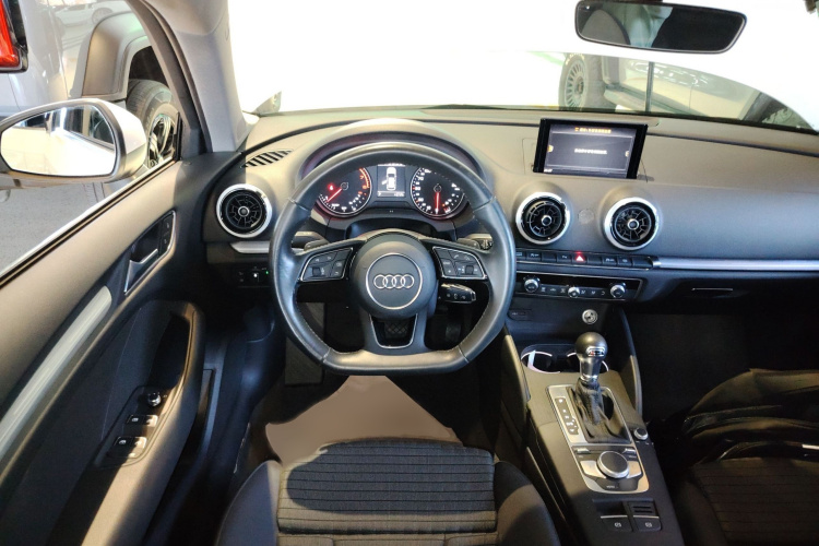 奥迪A3 2017款 Sportback 40 TFSI 运动型局部细节13