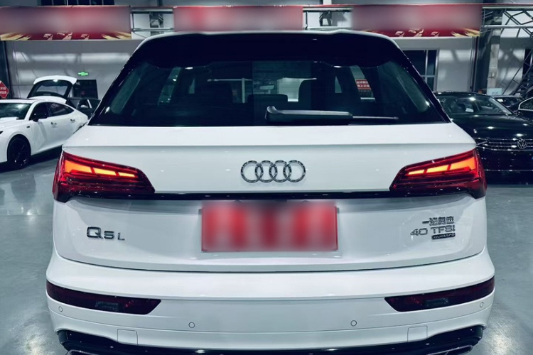 奥迪Q5L 2023款 40T 豪华动感型车身外观6003