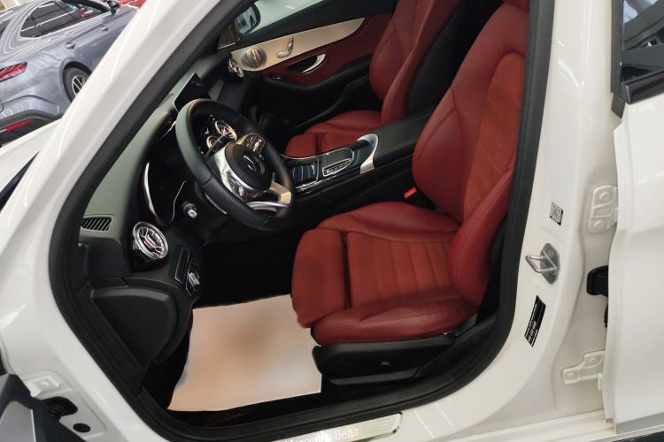 奔驰C级 2020款 改款 C 260 运动版局部细节19