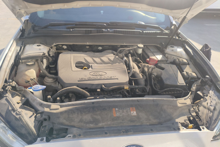 福特 蒙迪欧 2017款 改款 EcoBoost 180 时尚型局部细节24