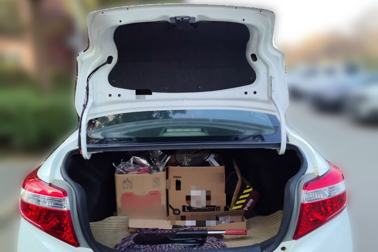 丰田 威驰 2014款 1.3L 手动型尚版中控内饰23