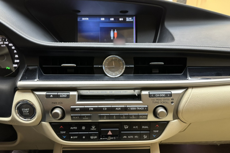 雷克萨斯ES 2013款 250 精英版中控内饰7006