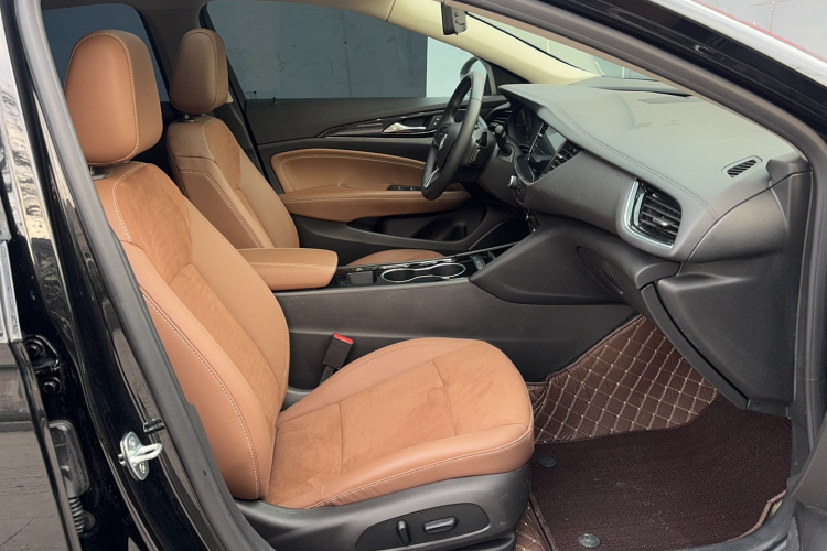 别克 君威 2023款 552T 智享型局部细节41