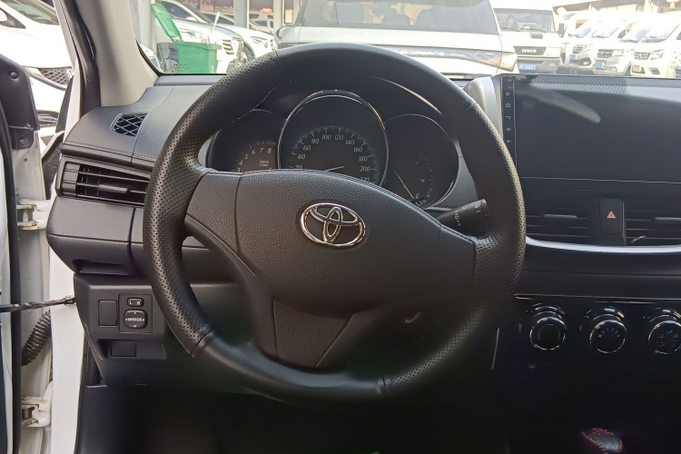 丰田 YARiS L 致炫 2016款 改款 1.5E CVT魅动版中控内饰13