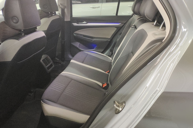 大众 高尔夫 2021款 280TSI DSG Pro中控内饰21